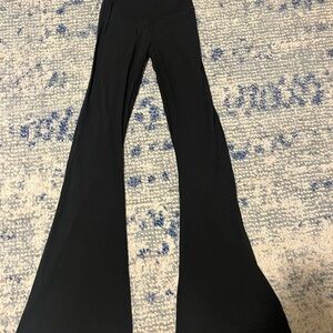 Black Flared aerie leggings